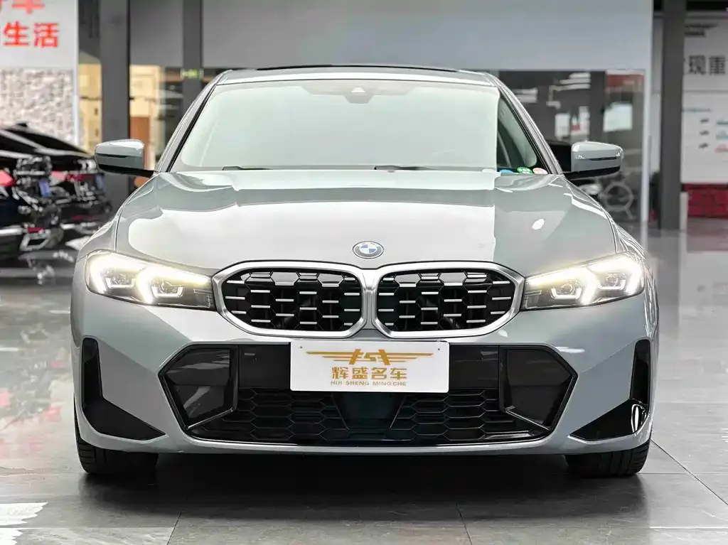 BMW 3 Series — фото 1