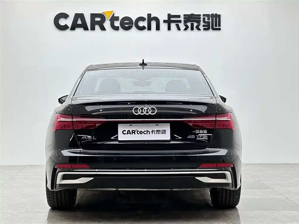 Audi A6L — фото 2