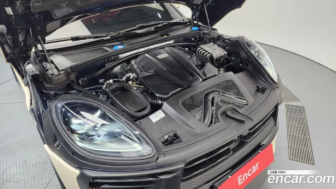 Porsche Macan 2022 из KR, фото 8