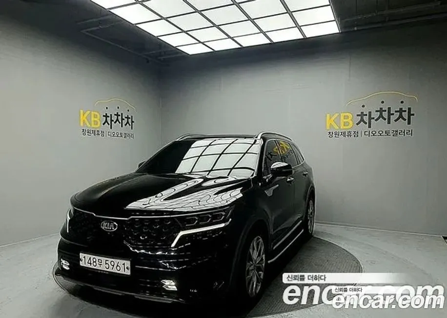 Kia Sorento — фото 9