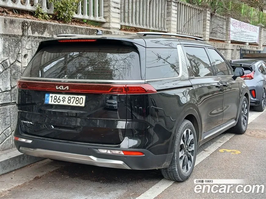 Kia Carnival 2023 из KR, фото 2