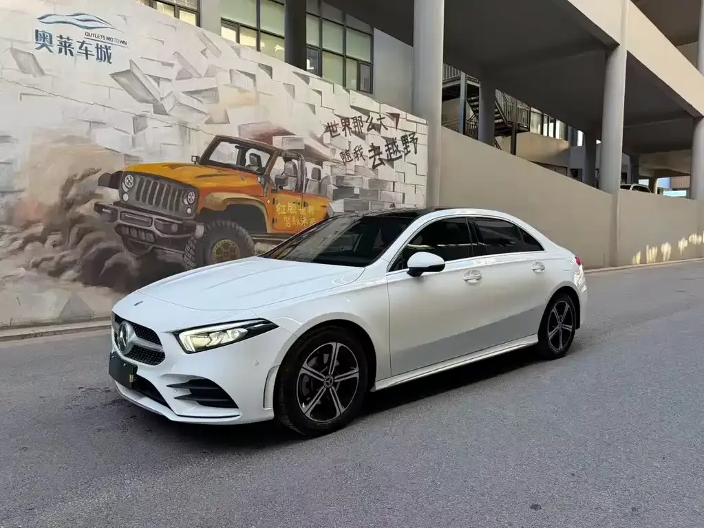 Mercedes-Benz A-Class — фото 1