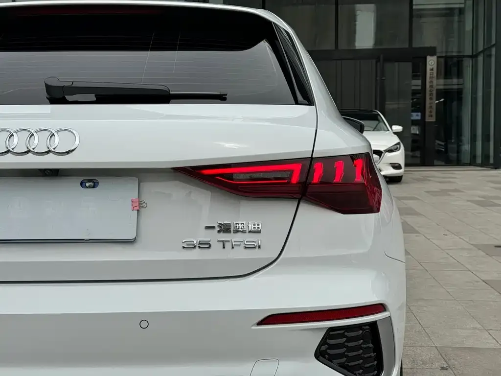 Audi A3 — фото 2