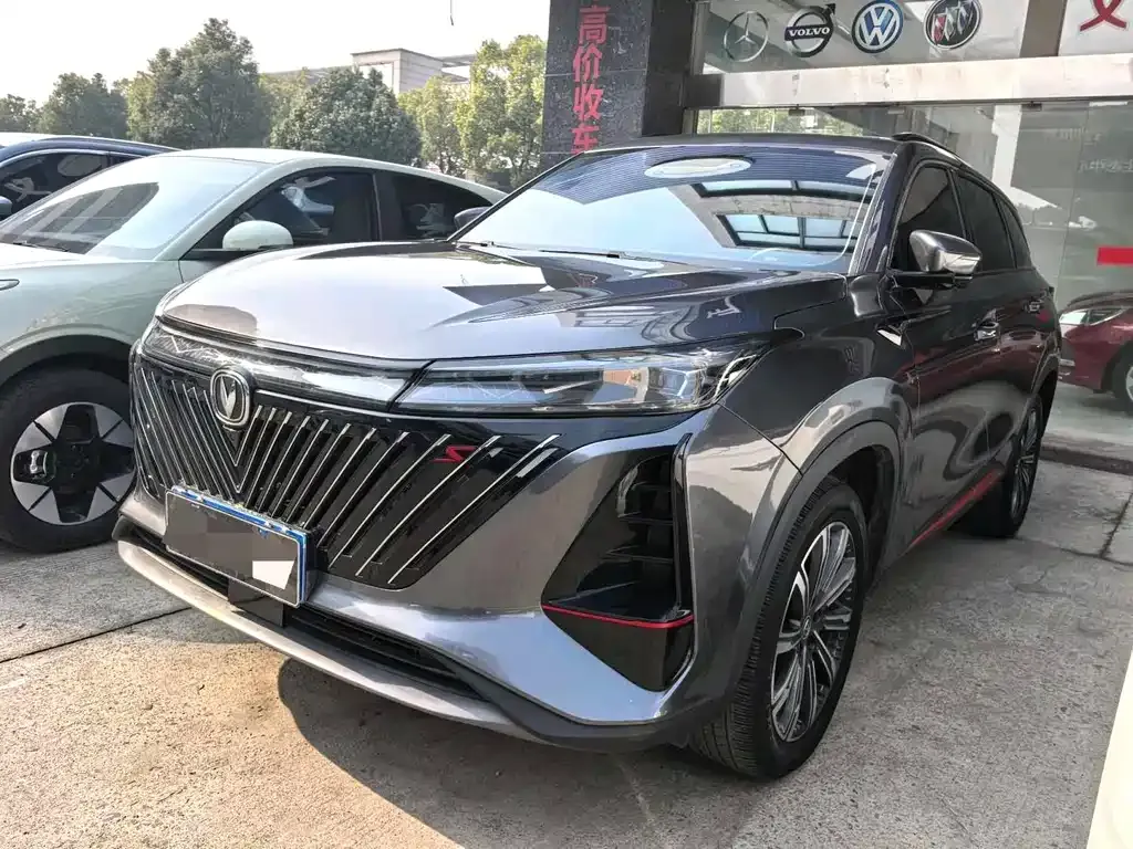 Changan CS75PLUS — фото 1