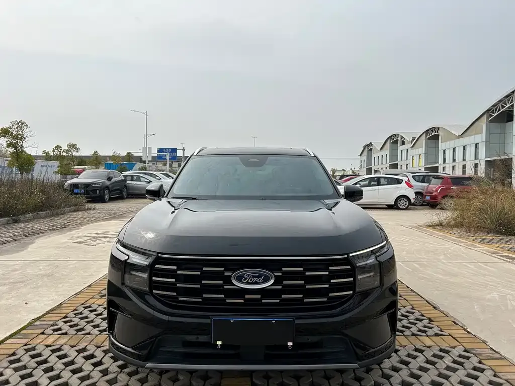Ford Edge — фото 2