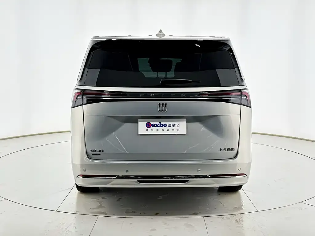 Buick GL8 Hybrid — фото 5