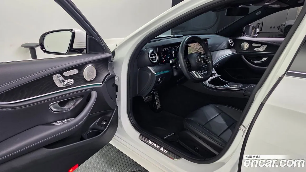Mercedes-Benz E-Class 2023 из KR, фото 10