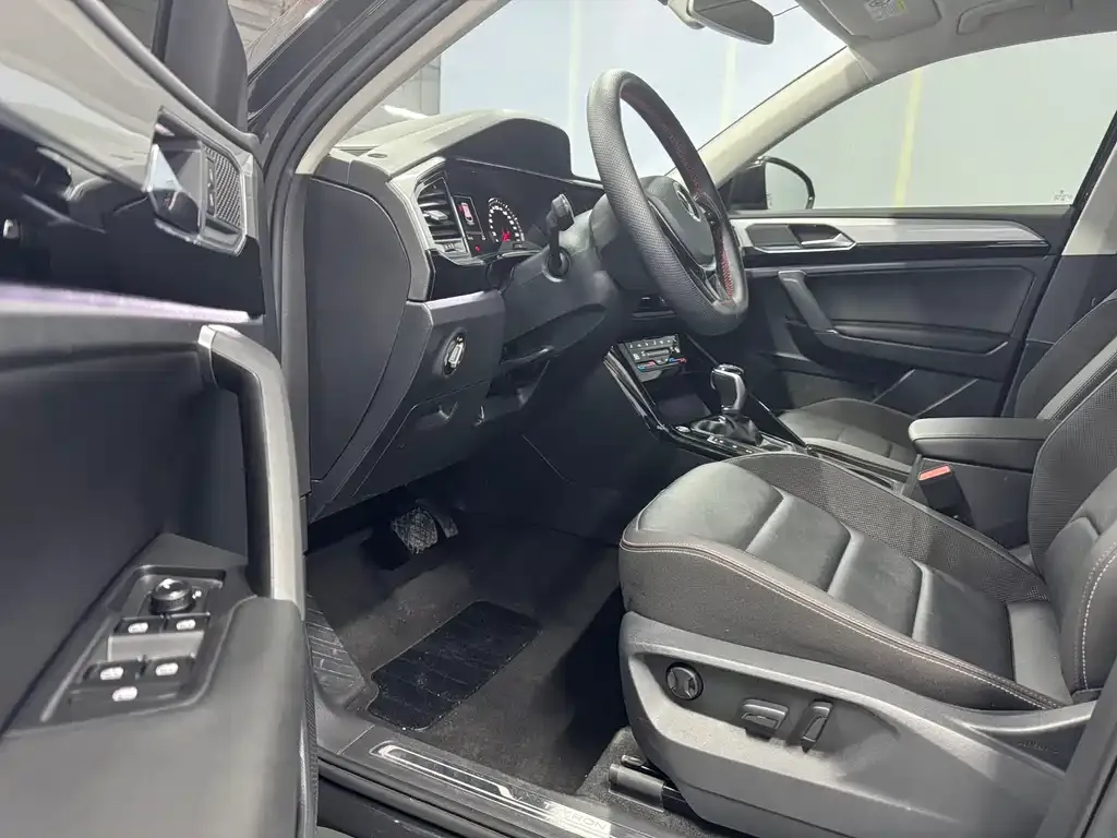 Volkswagen Tayron 2022 из CN, фото 9