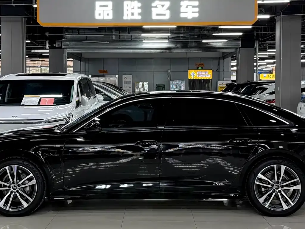 Audi A6L — фото 2