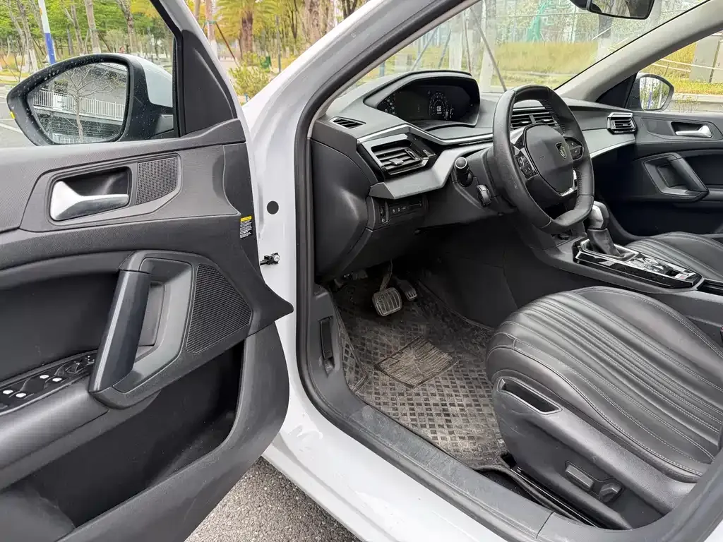Peugeot 408 2024 из CN, фото 10
