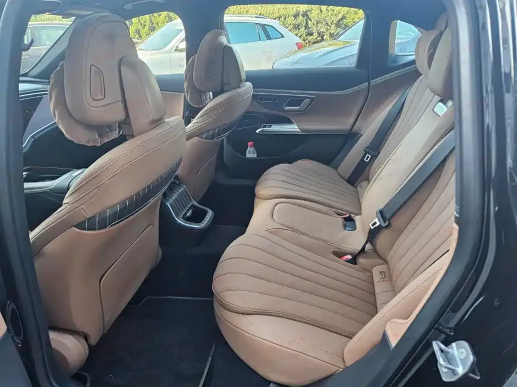 Mercedes-Benz E-Class New Energy 2024 из CN, фото 4
