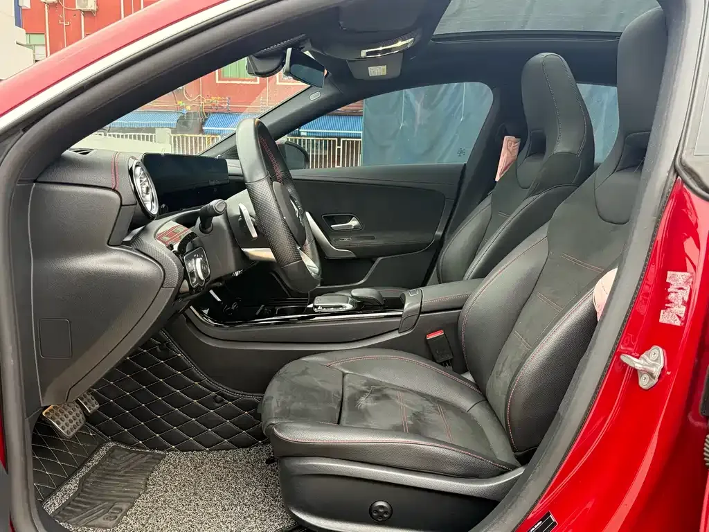 Mercedes-Benz CLA (Import) — фото 10