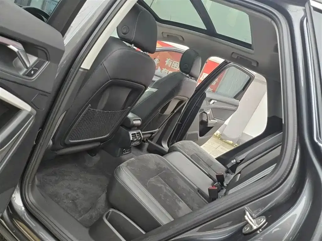 Audi Q3 2021 из CN, фото 5