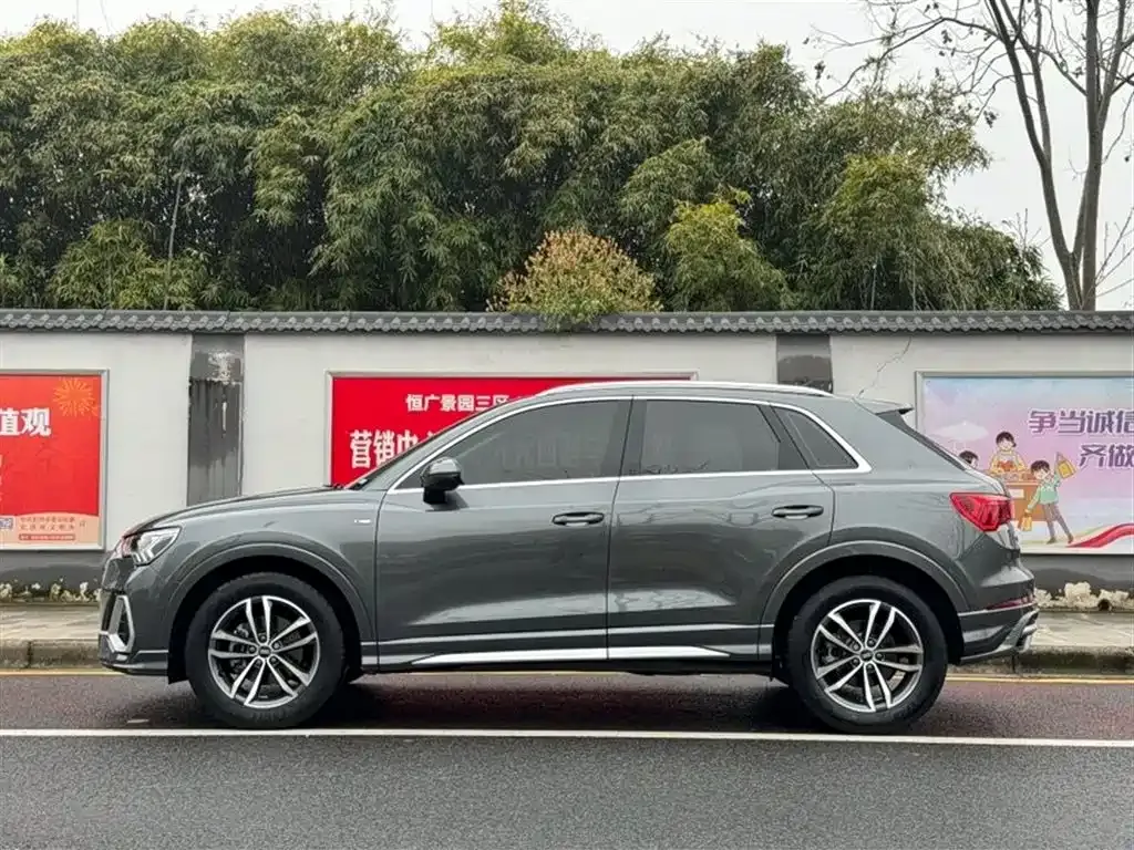 Audi Q3 2021 из CN, фото 6