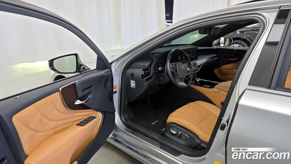 Lexus LS 2023 из KR, фото 10