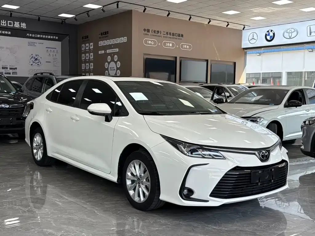Toyota Corolla 2022 из CN, фото 2