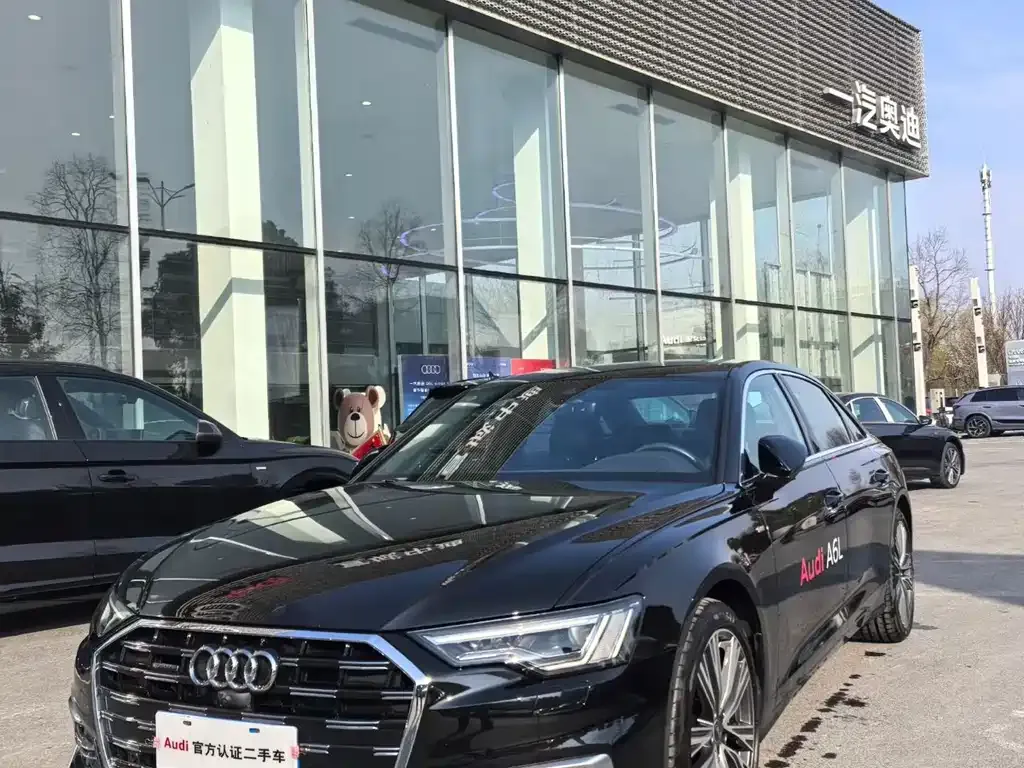 Audi A6L 2025 из CN, фото 1