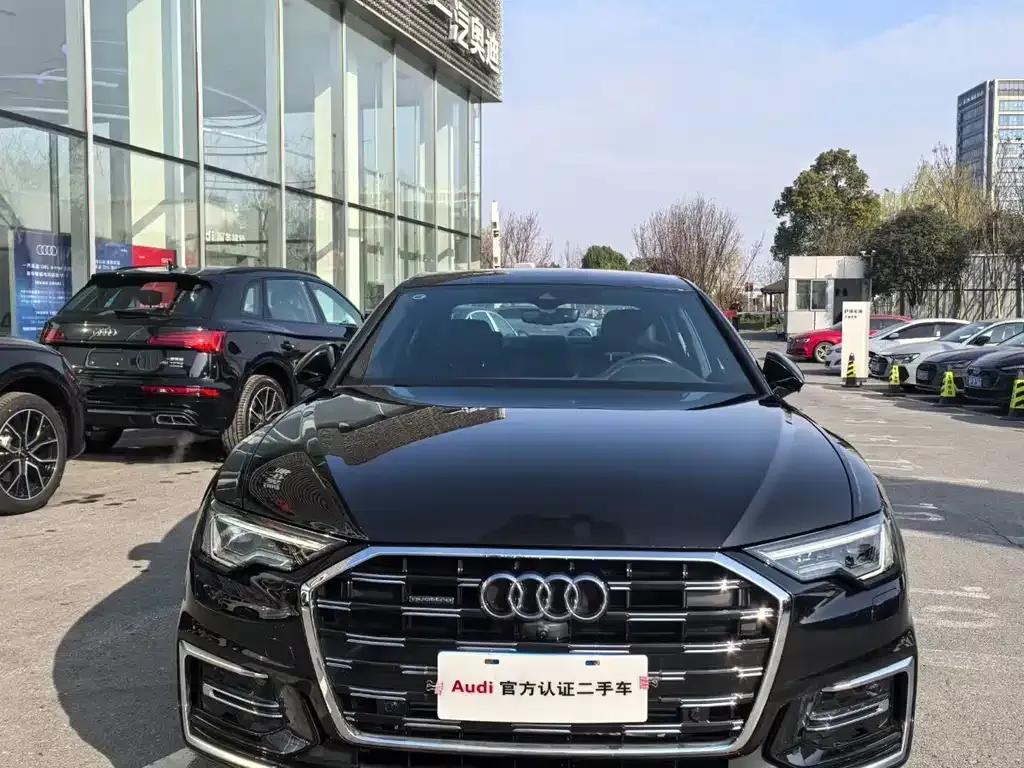 Audi A6L 2025 из CN, фото 4