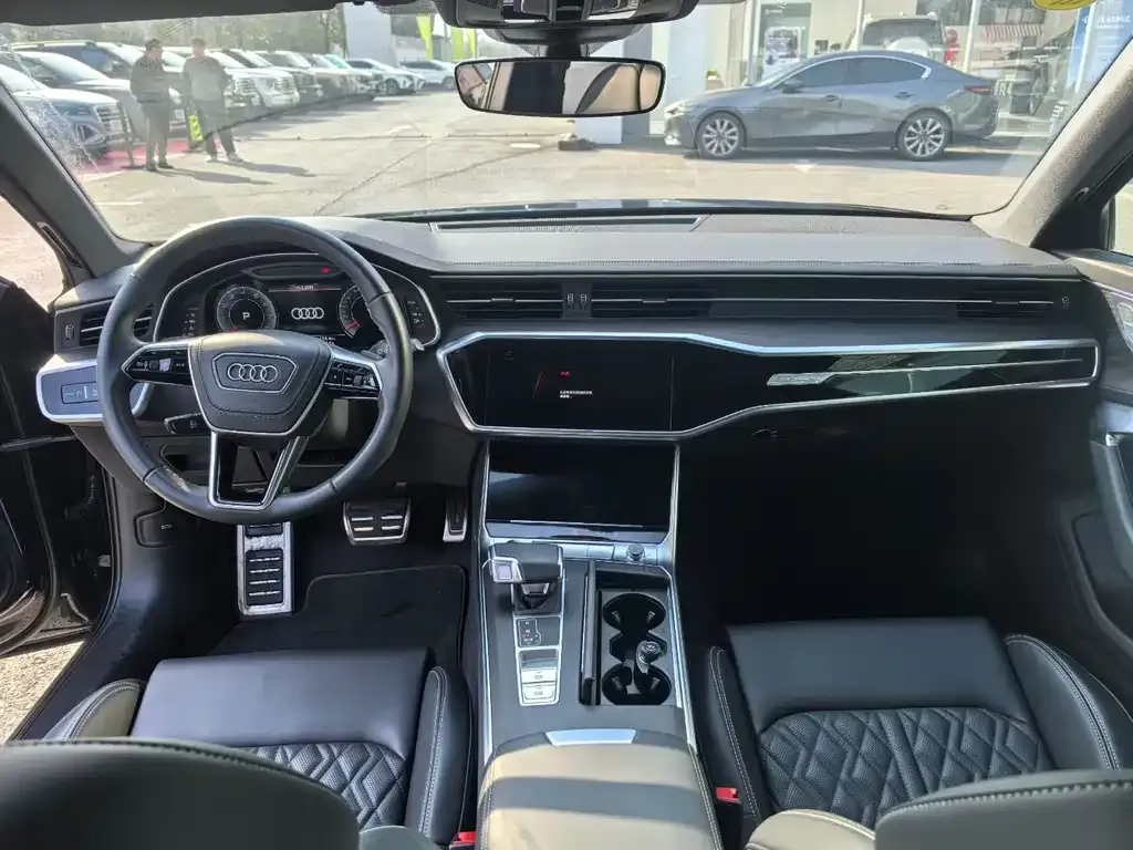 Audi A6L 2025 из CN, фото 8