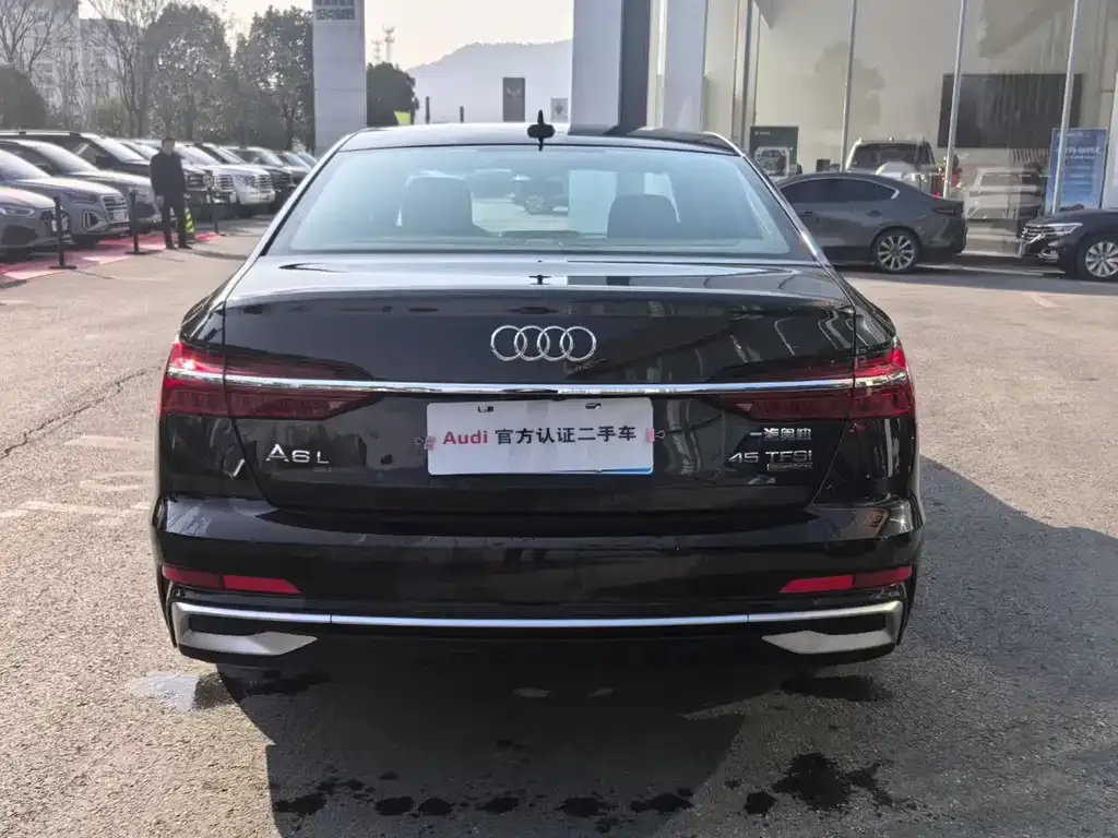 Audi A6L 2025 из CN, фото 9