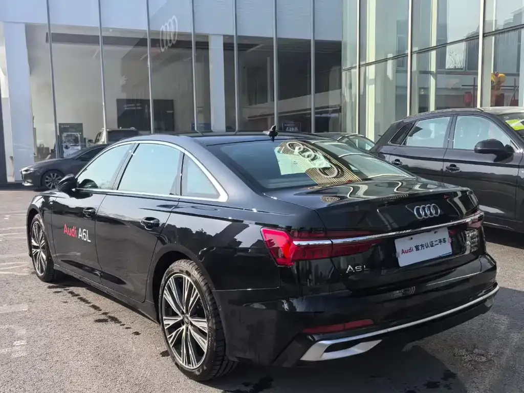 Audi A6L 2025 из CN, фото 2