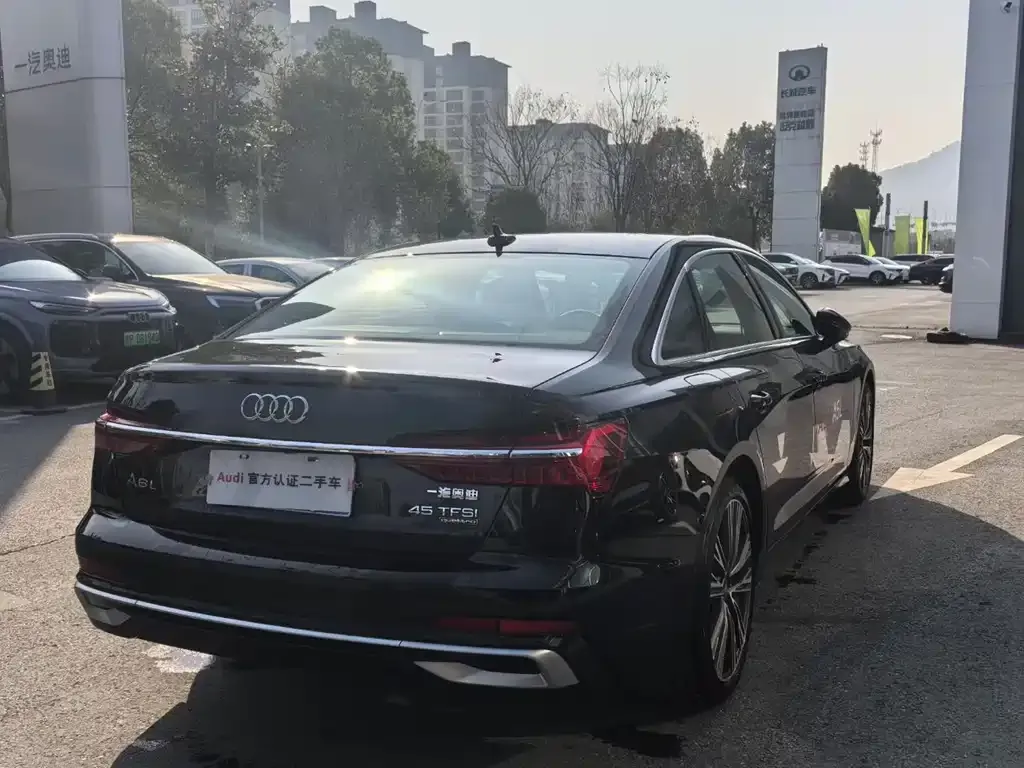 Audi A6L 2025 из CN, фото 3