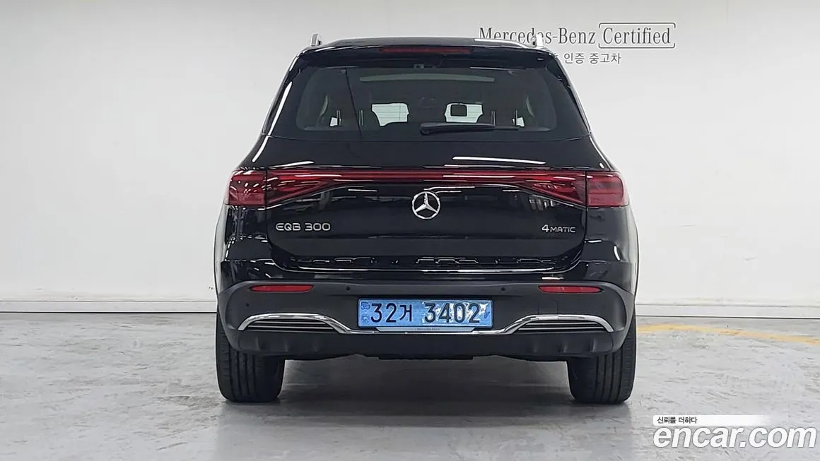 Mercedes-Benz EQB — фото 9
