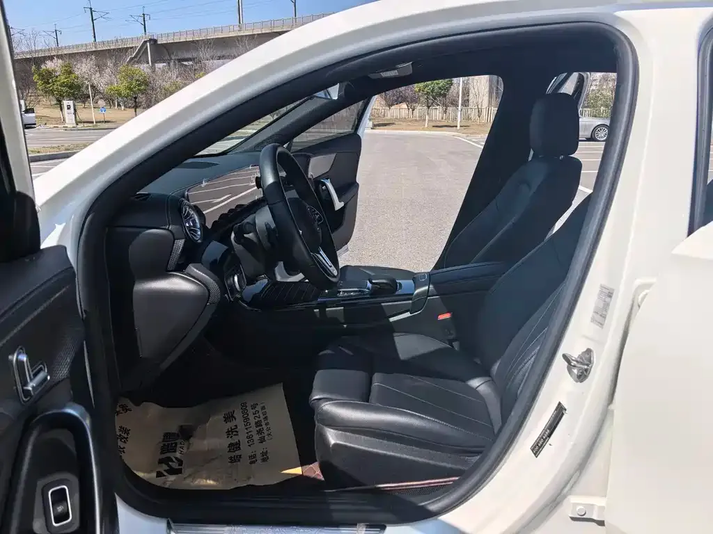 Mercedes-Benz A-Class 2021 из CN, фото 2
