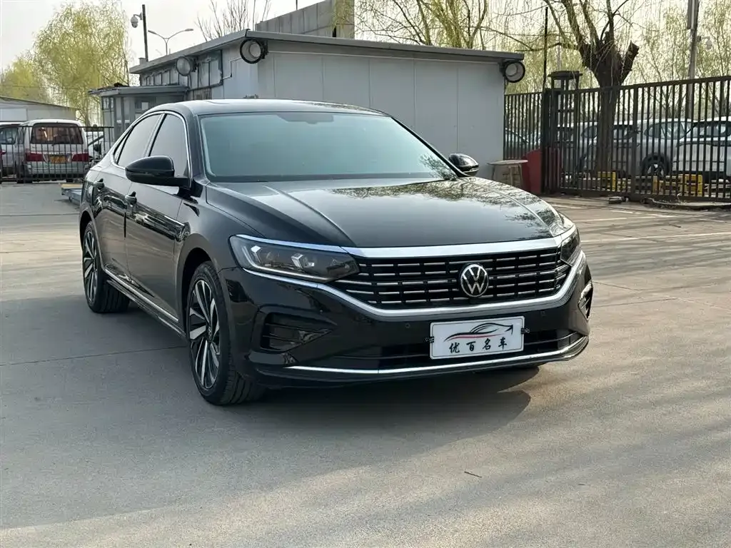 Volkswagen Passat — фото 8