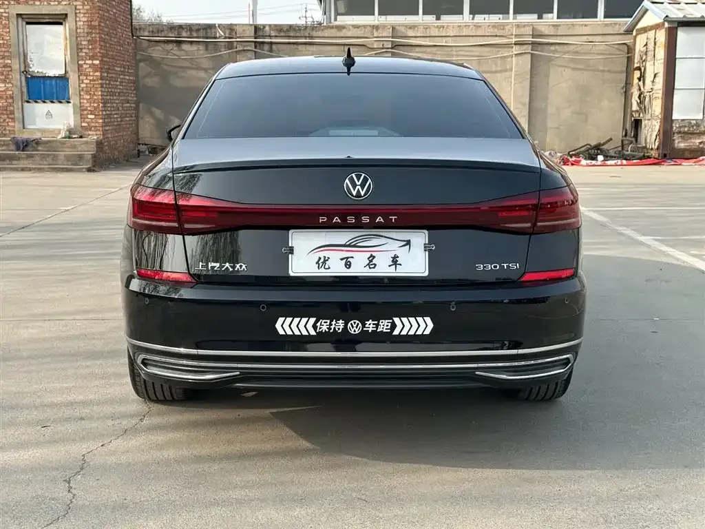 Volkswagen Passat — фото 5