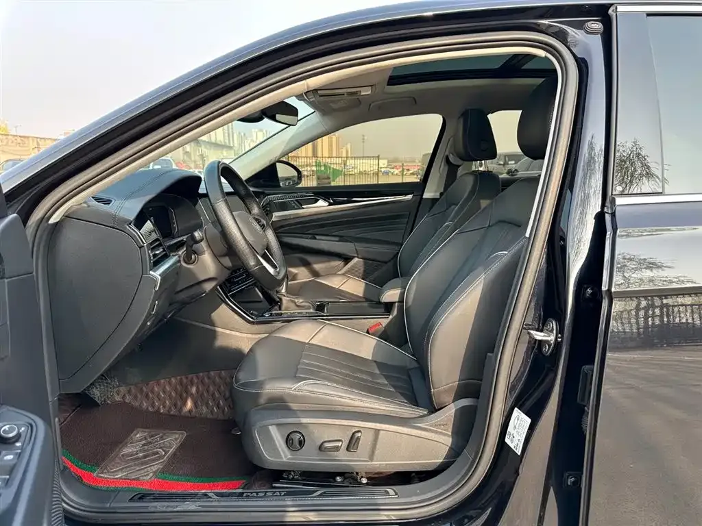 Volkswagen Passat — фото 10