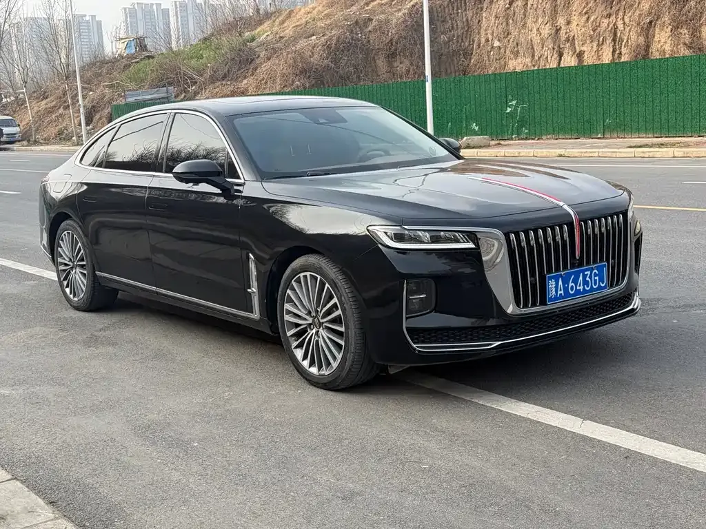 Hongqi H9 — фото 1