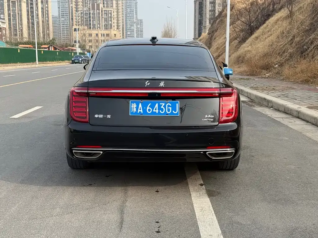 Hongqi H9 — фото 7
