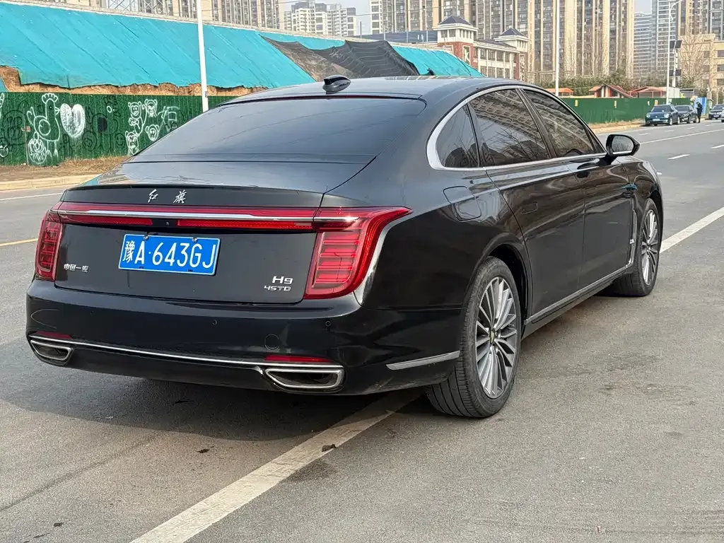 Hongqi H9 — фото 2