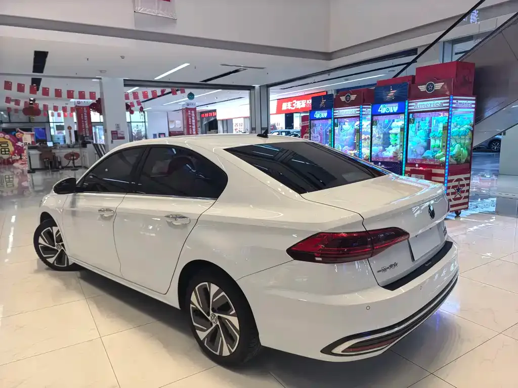 Volkswagen Bora 2022 из CN, фото 8