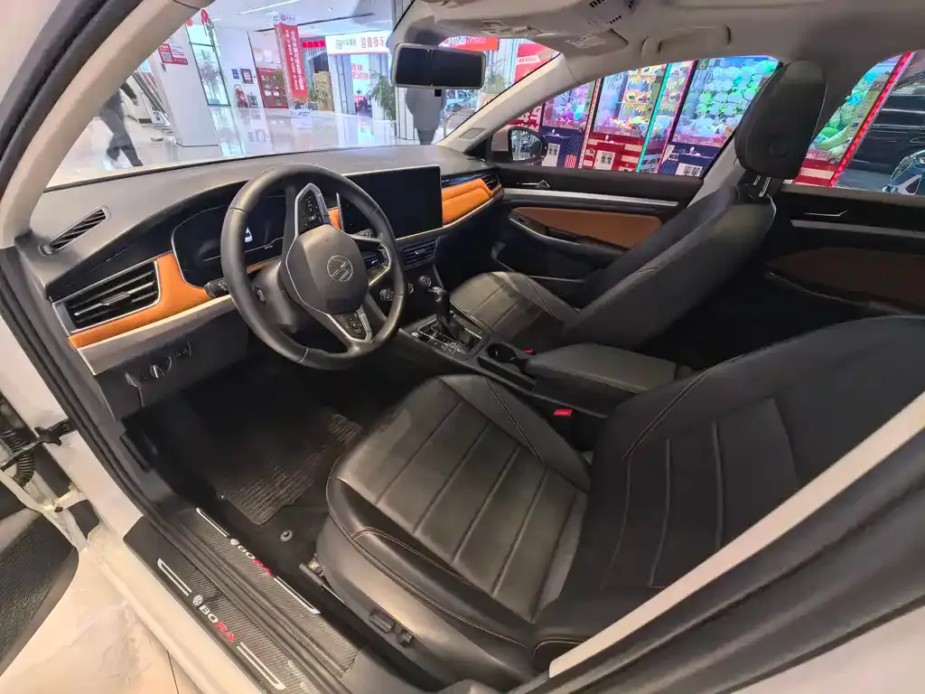 Volkswagen Bora 2022 из CN, фото 5