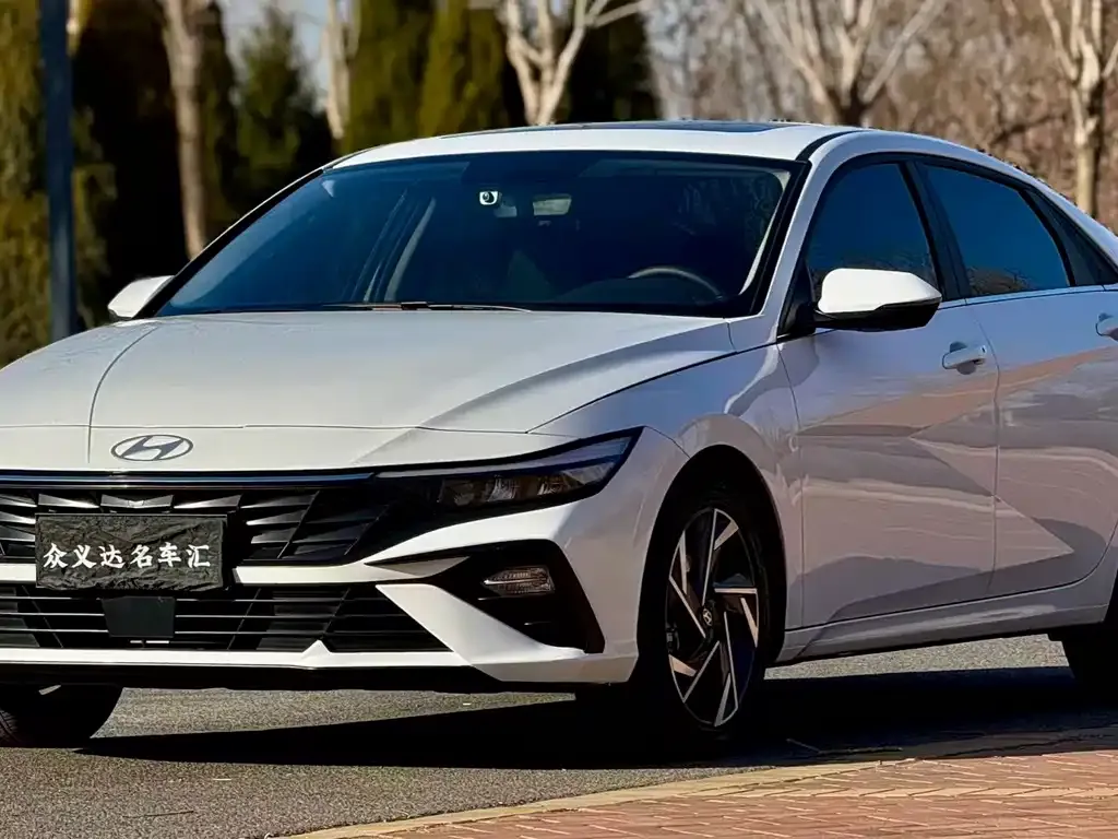 Hyundai Elantra 2024 из CN, фото 9