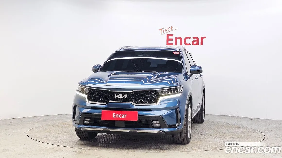 Kia Sorento — фото 5