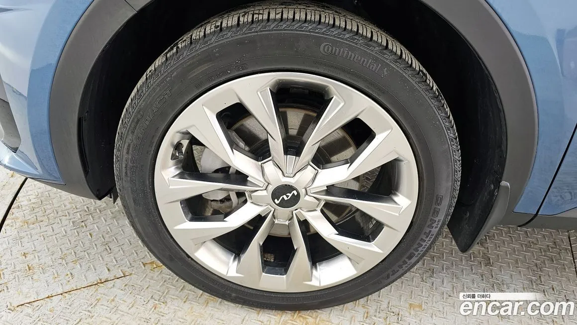 Kia Sorento — фото 6