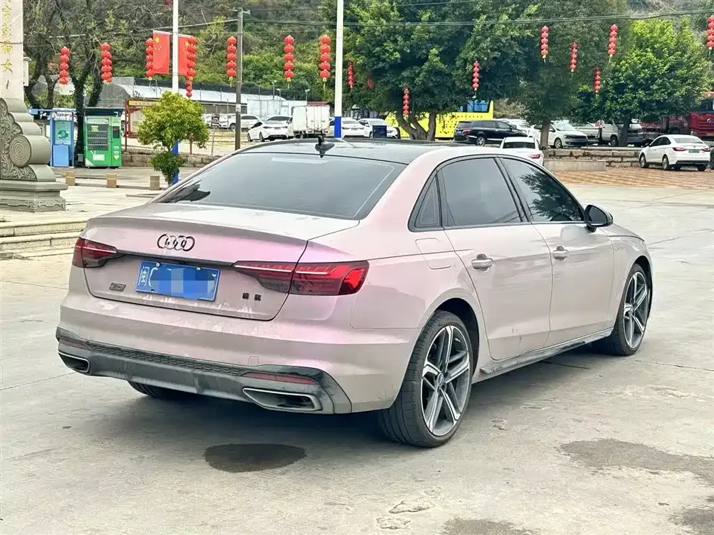 Audi A4L 2024 из CN, фото 8