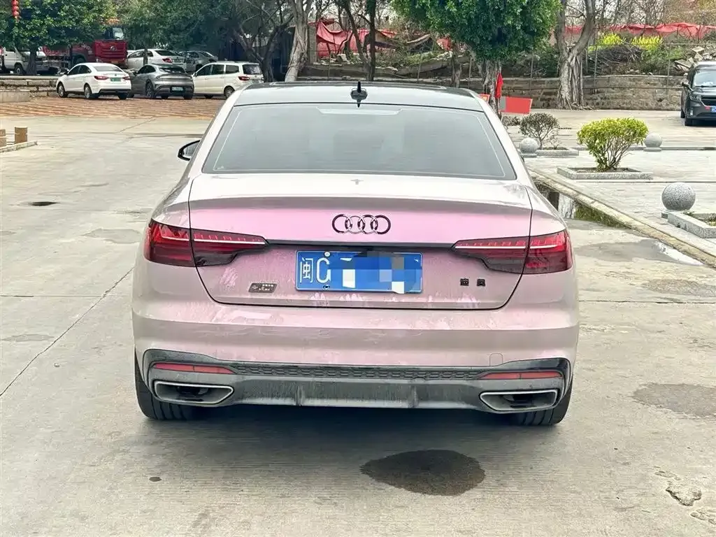 Audi A4L 2024 из CN, фото 5