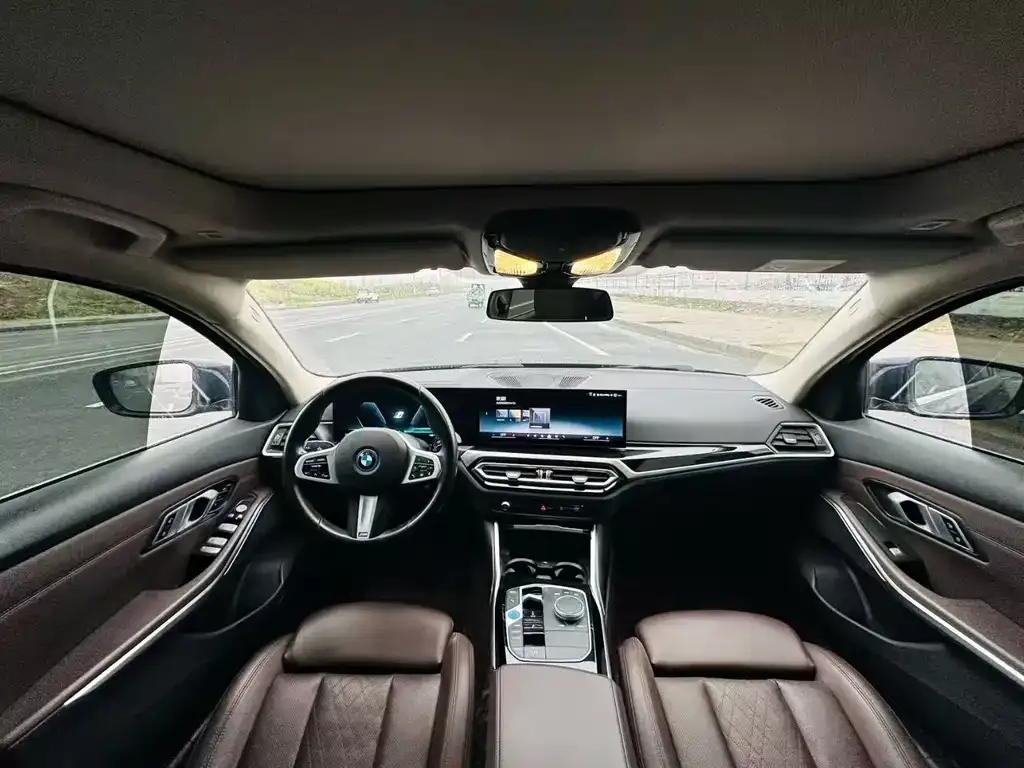 BMW i3 2024 из CN, фото 9