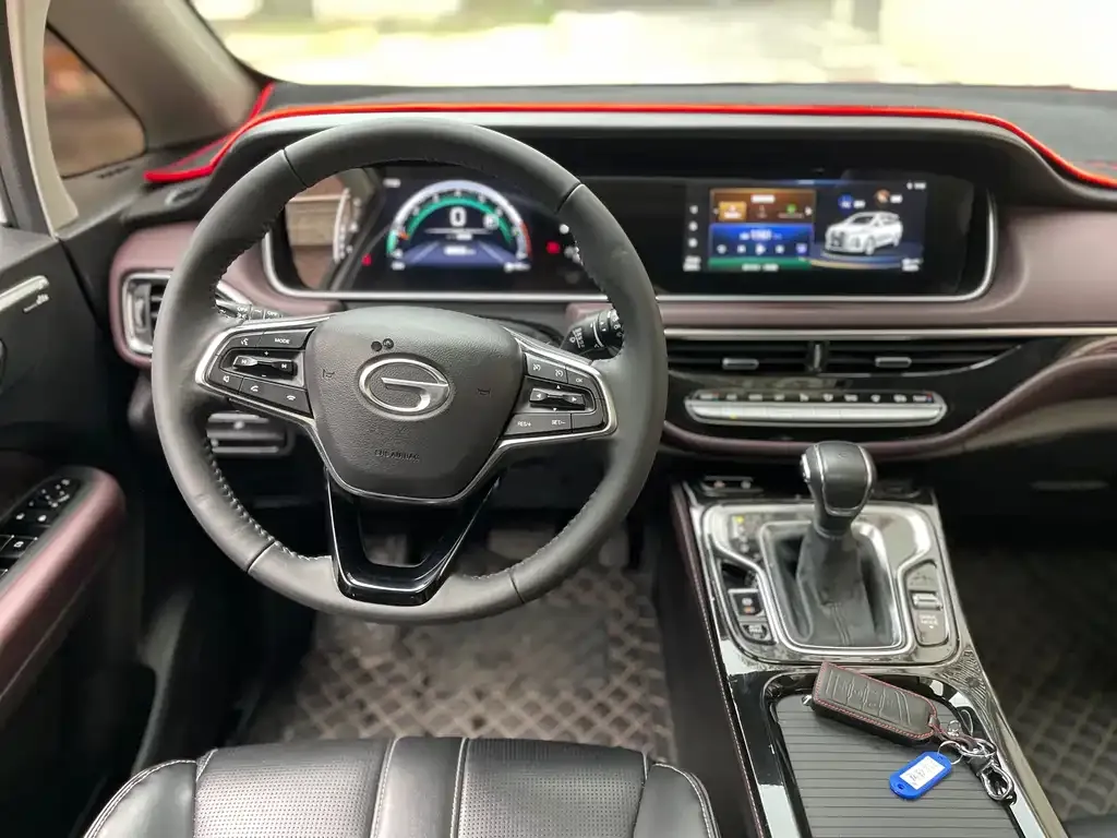 GAC Motor Trumpchi M6 — фото 10