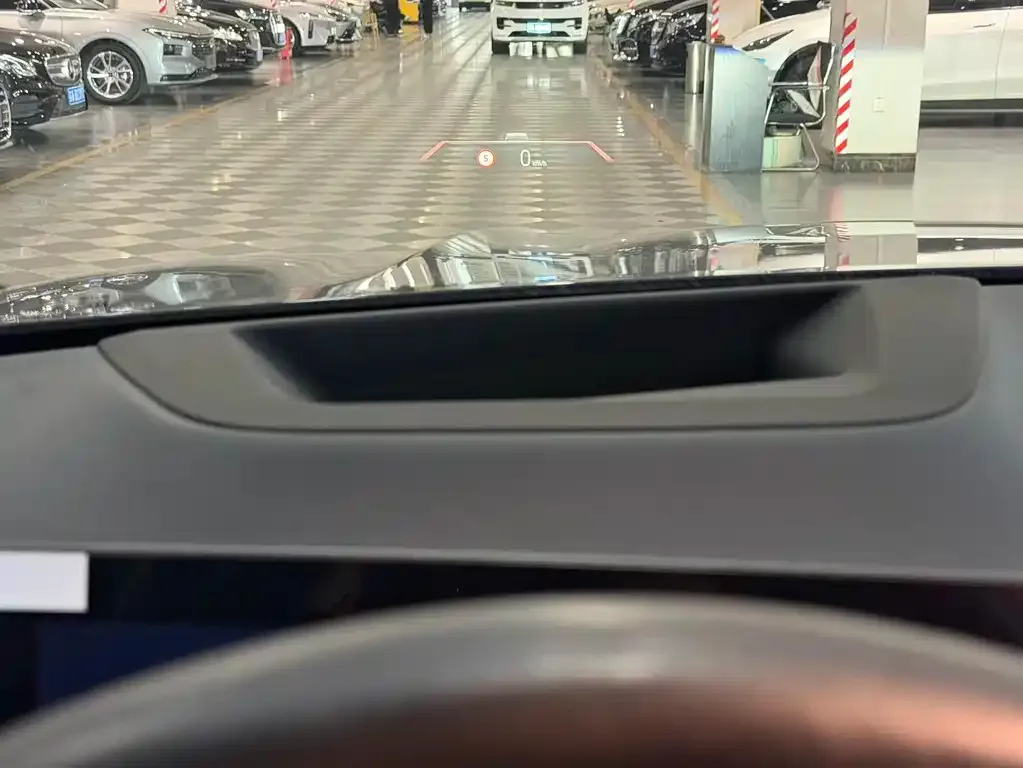 BMW X5 2024 из CN, фото 2