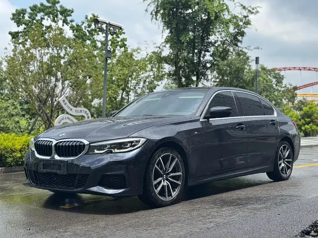 BMW 3 Series 2021 из CN, фото 1