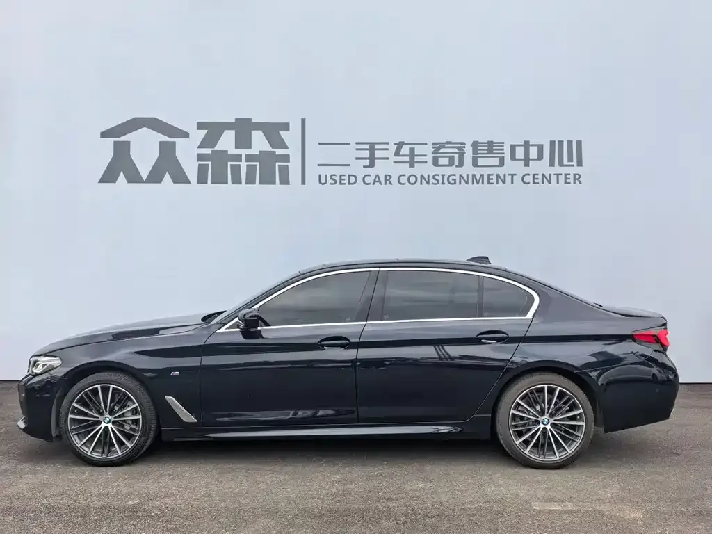 BMW 5 Series — фото 5