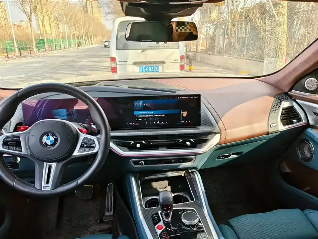 BMW XM 2025 из CN, фото 6
