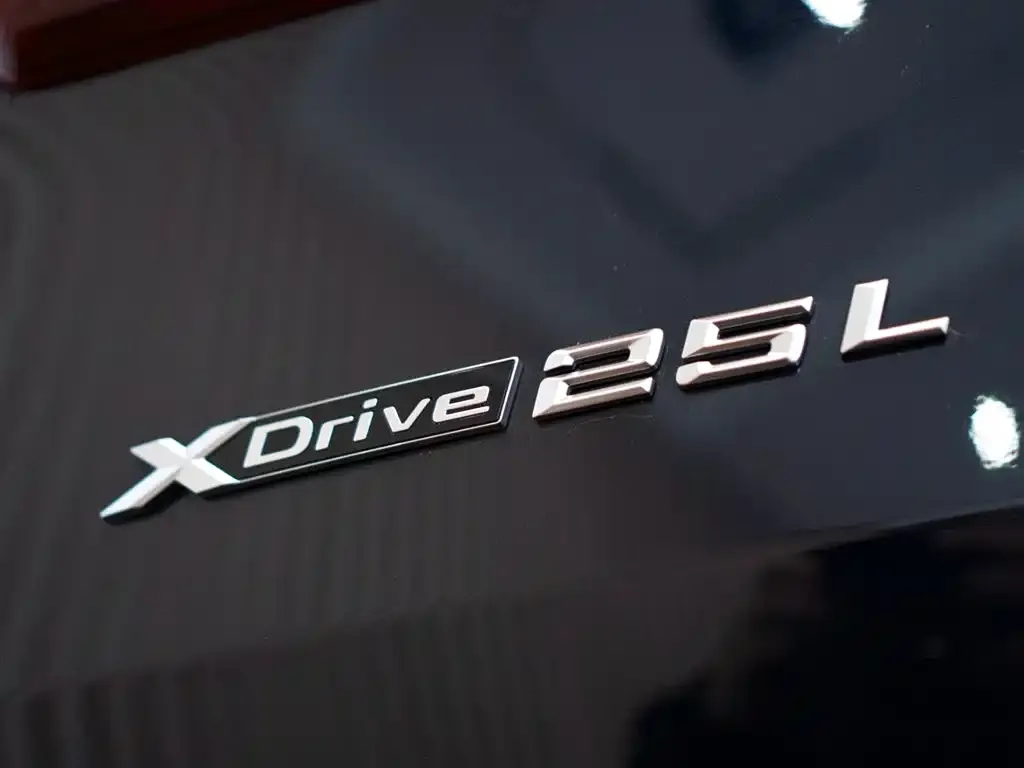 BMW X3 — фото 5