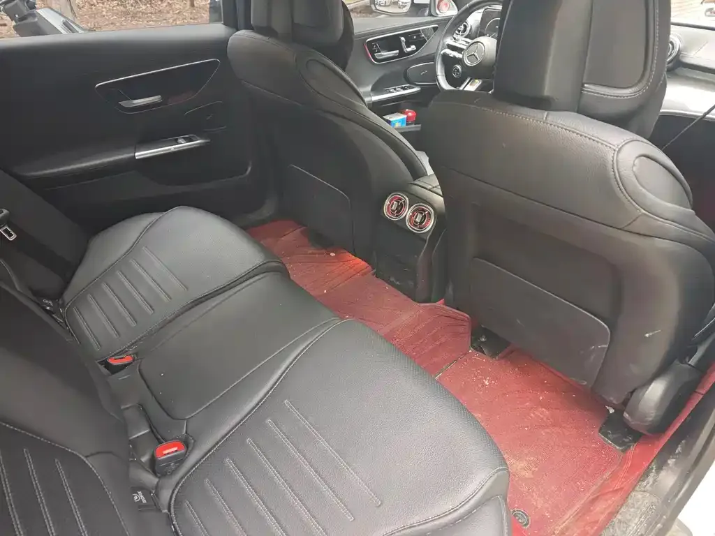 Mercedes-Benz C-Class 2023 из CN, фото 2