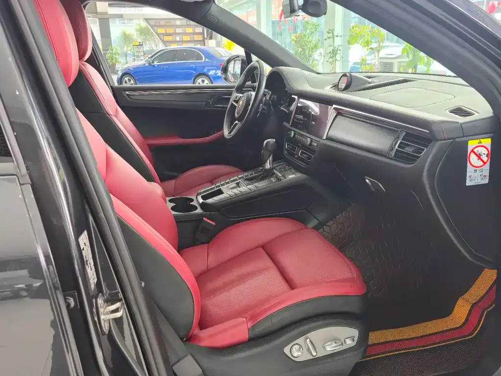 Porsche Macan 2021 из CN, фото 8